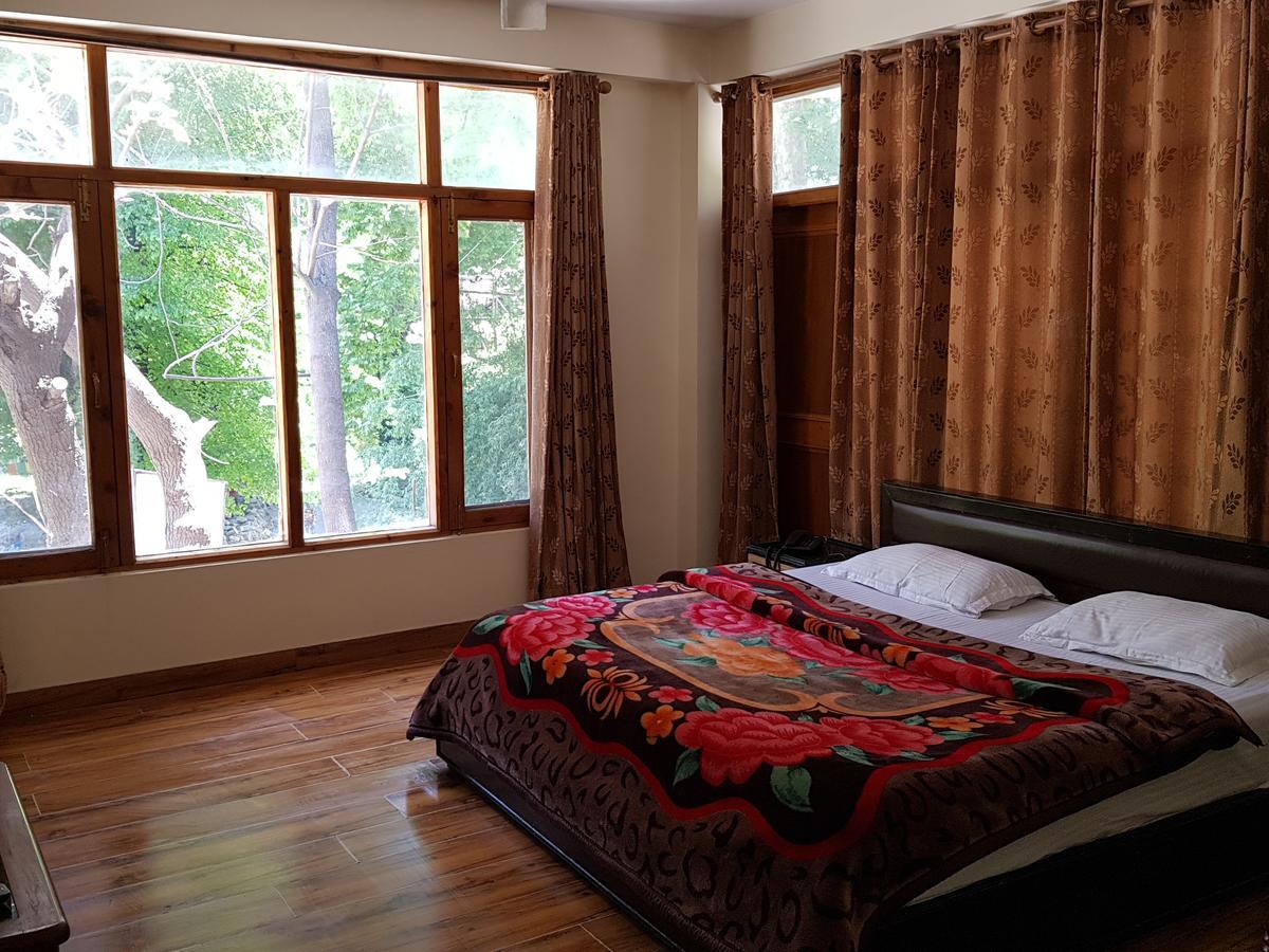 Hotel Mount Plesant - Manali (Himachal Pradesh) — Photos 1